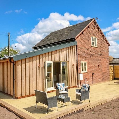Acorn Lodge Stafford Exterior photo
